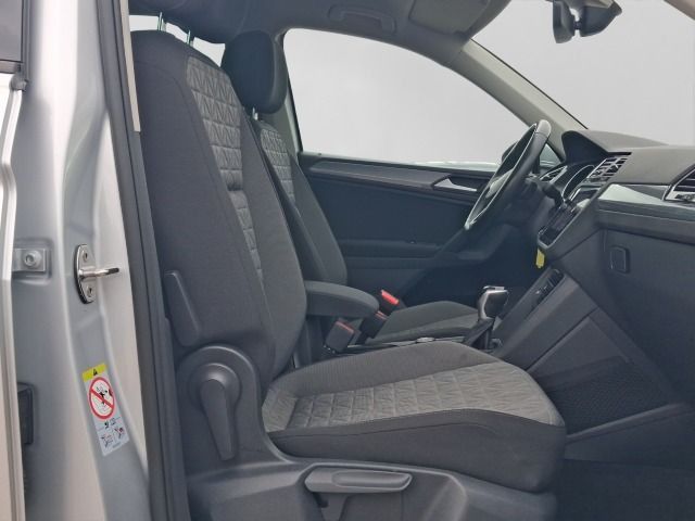 Volkswagen Tiguan 2.0 TDI DSG 4M LIFE MATRIX AHK LM18 ACC foto 4