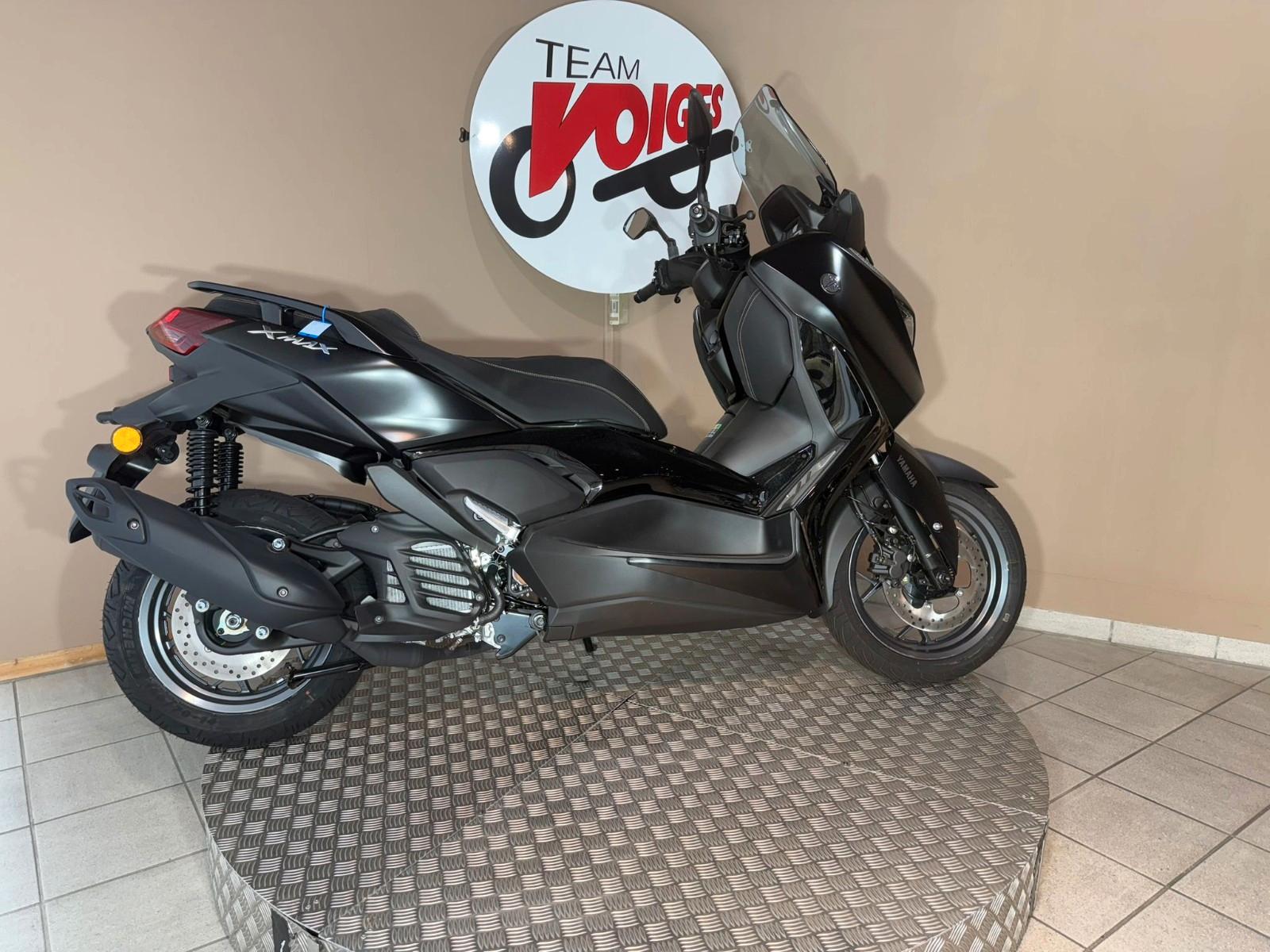Yamaha XMAX 125 Tech MAX ABS 2024 / 3+2 Jahre Garantie