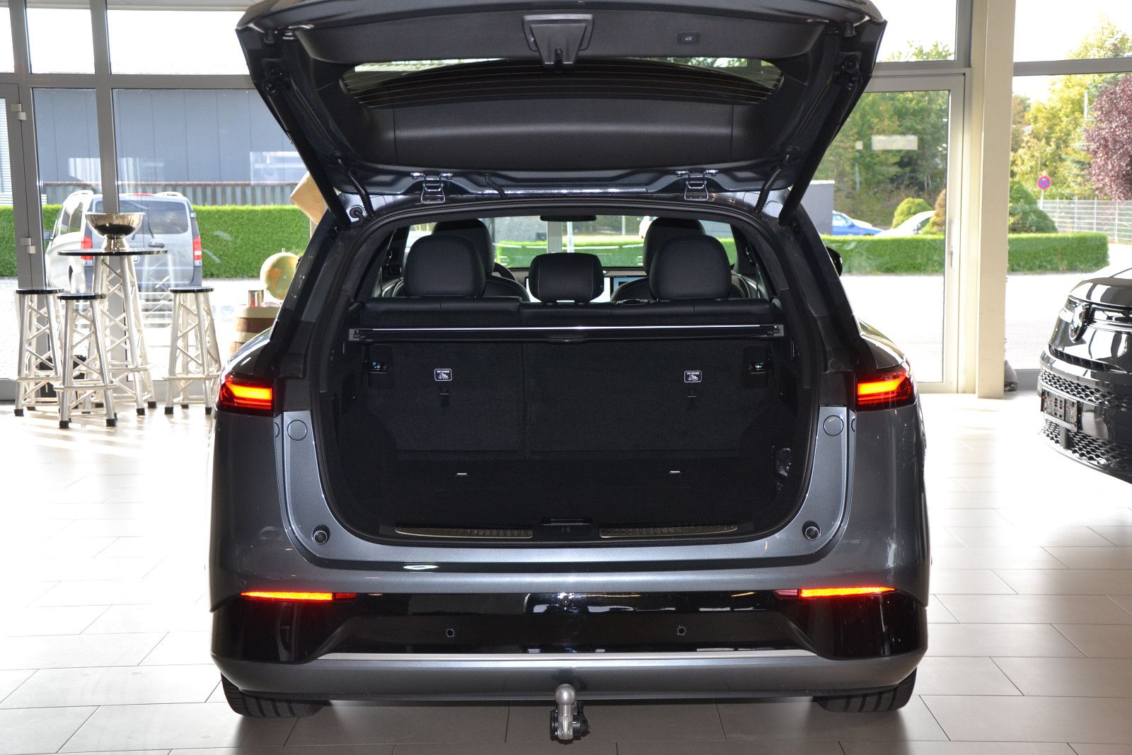 XPENG G9
