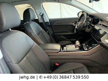 Audi A8 - 3