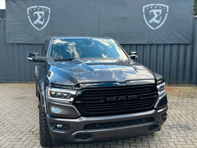 Dodge RAM/4X4/CREWCAB/CARPLAY/E-TORQUE/NIGHT EDITION