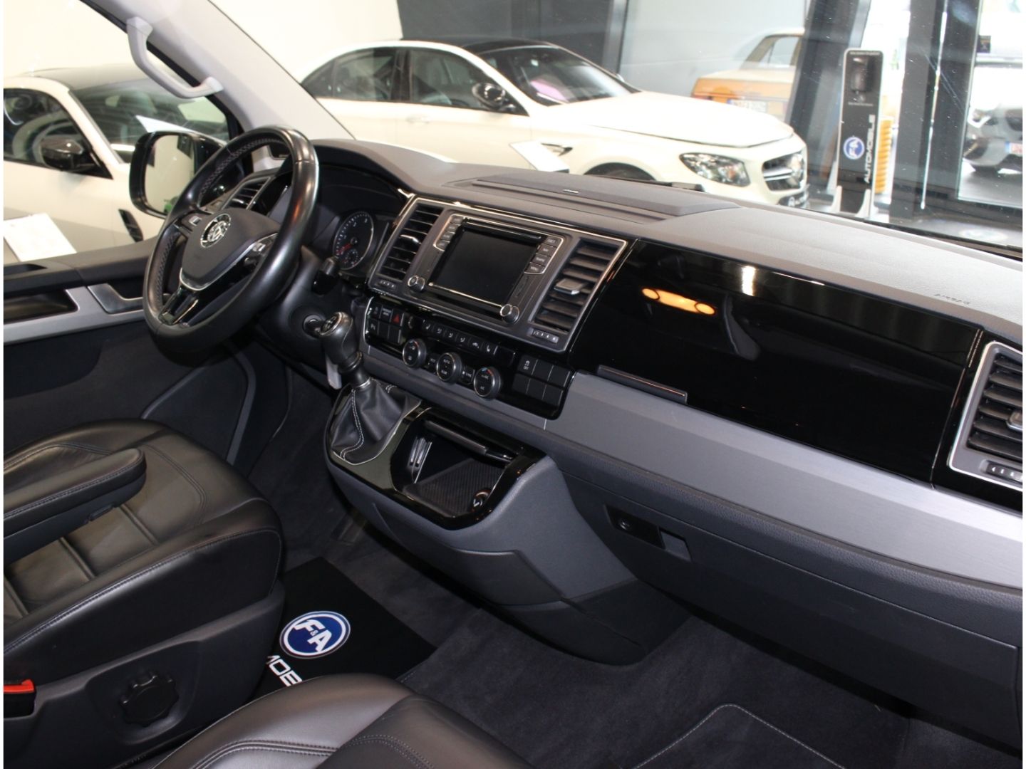 Fahrzeugabbildung Volkswagen T6 Multivan Gen. Six 4Motion 2.0 TDI*1. Hand*ACC