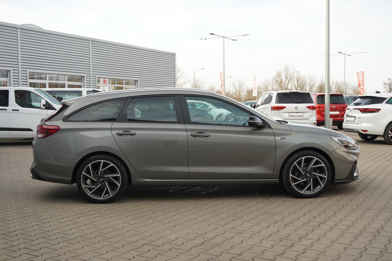 Hyundai i30 Kombi 1.5 T-GDI N-Line DCT Navi LED PDC DAB
