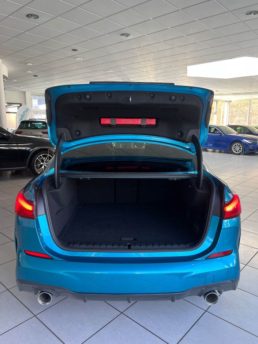 Fahrzeugabbildung BMW 2 Gran Coupe 220 d xDrive M Sport *SONDERLACK*