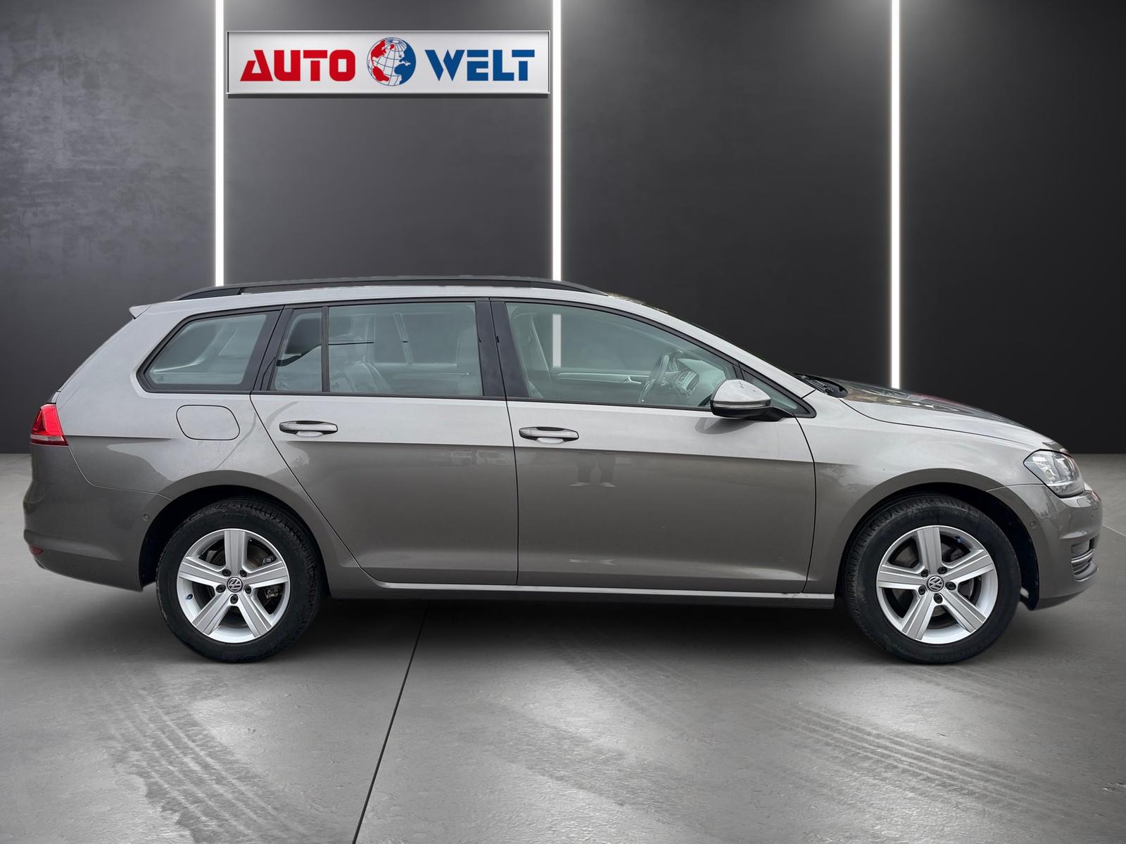 Volkswagen Golf VII Variant 1.4 16V TSI Bi-Xenon AHK PDC