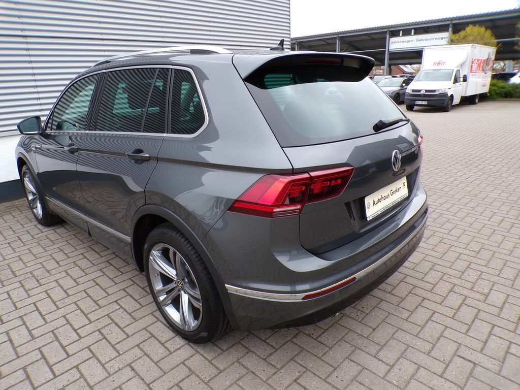 Fahrzeugabbildung Volkswagen Tiguan 1,5 TSI DSG Highline *R-Line*Pano*LED*ACC