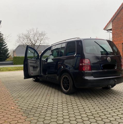 Volkswagen Touran 1.9 TDI |TÜV NEU| 7 Sitze DSG Autom...