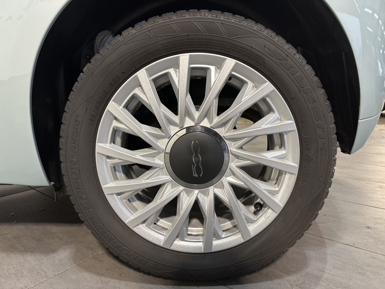 Fahrzeugabbildung Fiat 500 1.0 GSE Dolcevita PANORAMA+KOMFORT-PAKET+PP