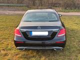 Mercedes-Benz E220D - Mercedes-Benz 220: 220d