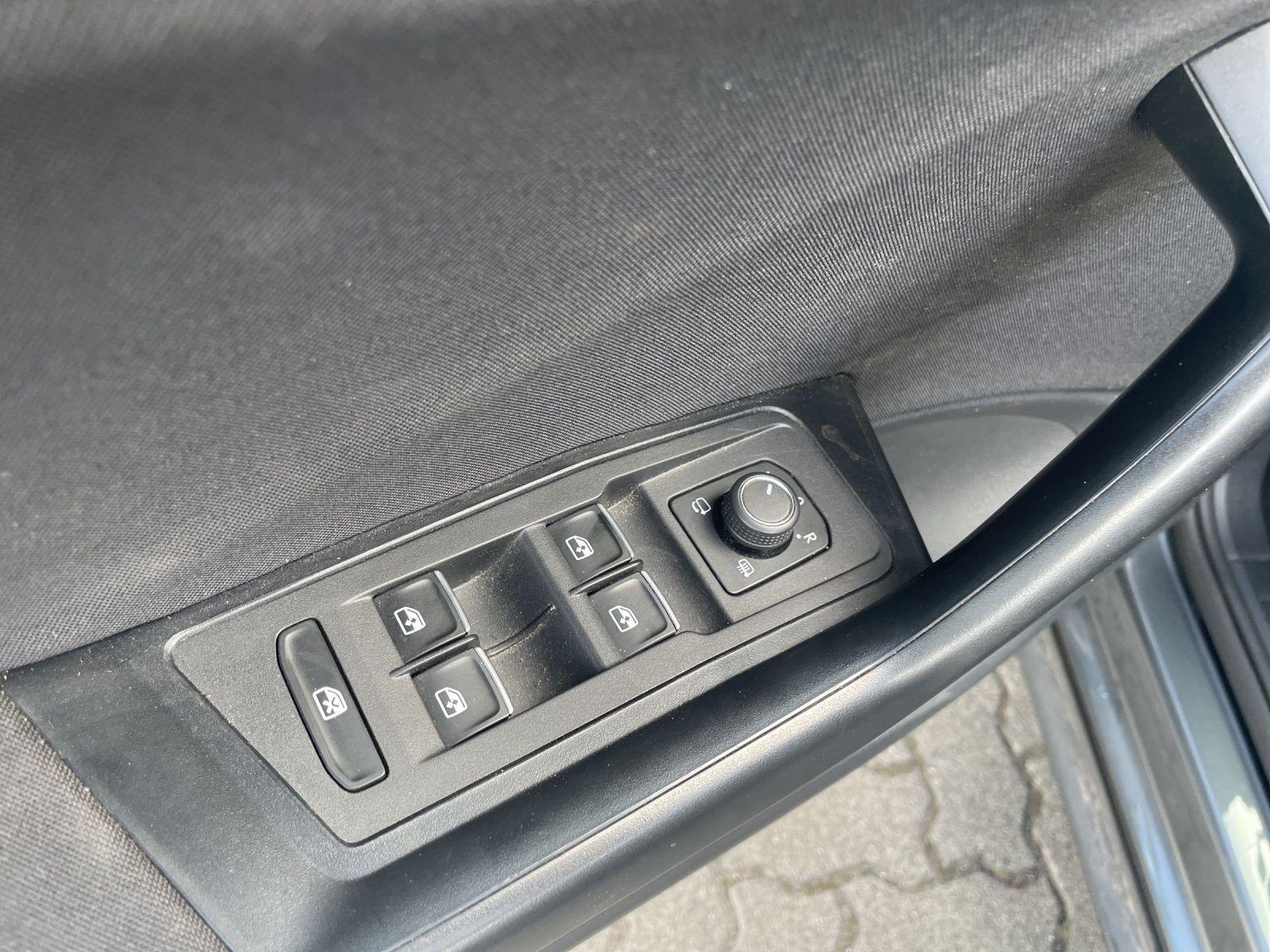 Volkswagen T-Roc 1.5 TSI DSG STYLE*AHK*LED*KAMERA*SHZ*KLIMA, миниатюра 16