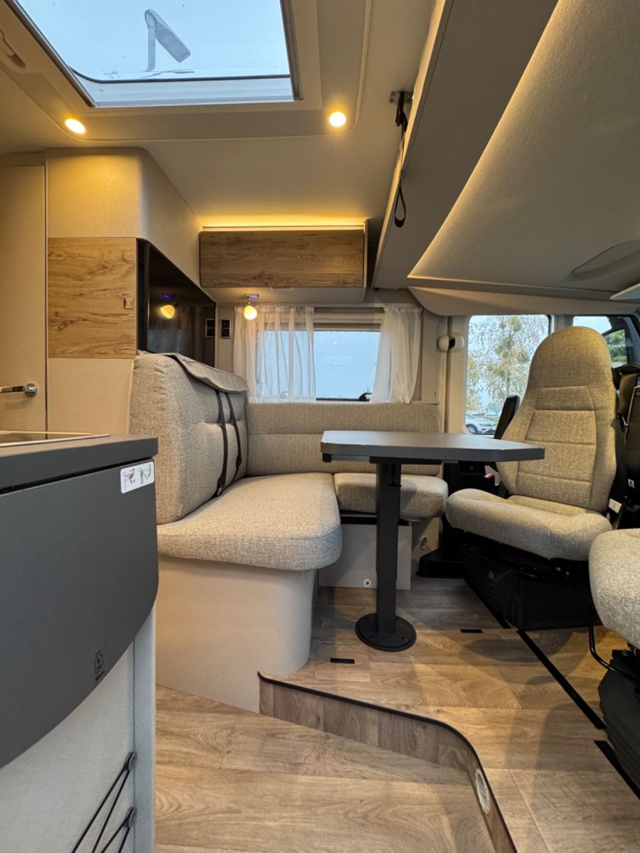 Fahrzeugabbildung HYMER / ERIBA / HYMERCAR Exsis I 580 -Pure - 16.216€ Sparen!