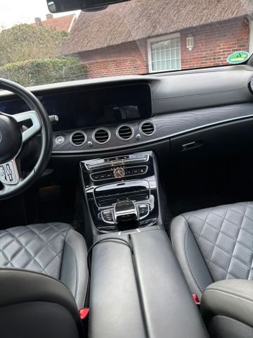 MERCEDES-BENZ E 400 d 4MATIC T Autom. -4M AMG Wide Heat 360