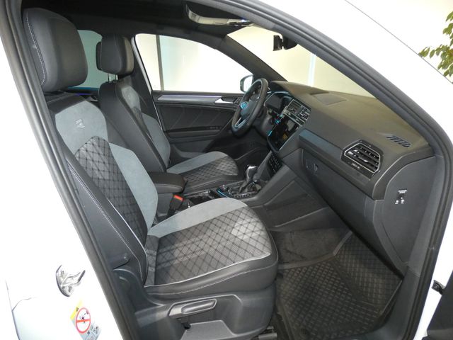 Tiguan Allspace 2.0 TSI R-Line 4Motion AHK PANO