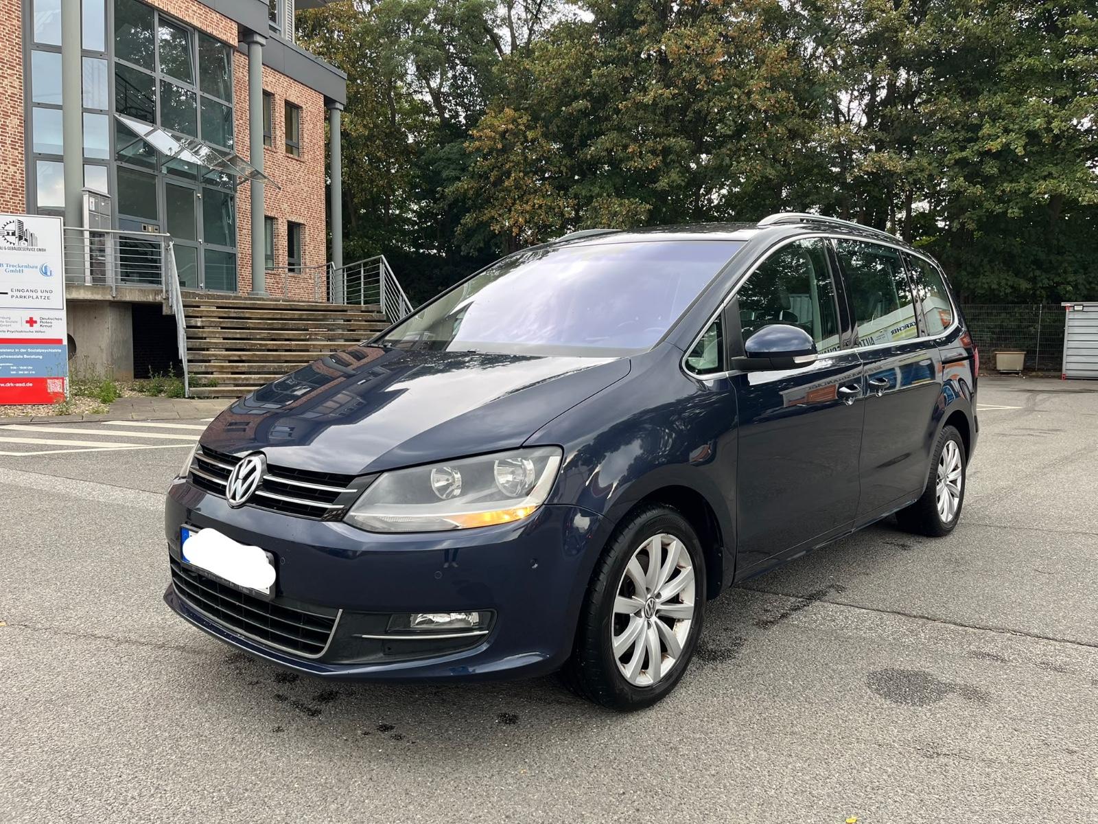 Volkswagen Sharan HighlineBMT"7-Sitzer"R-Kamera"Standheizu"
