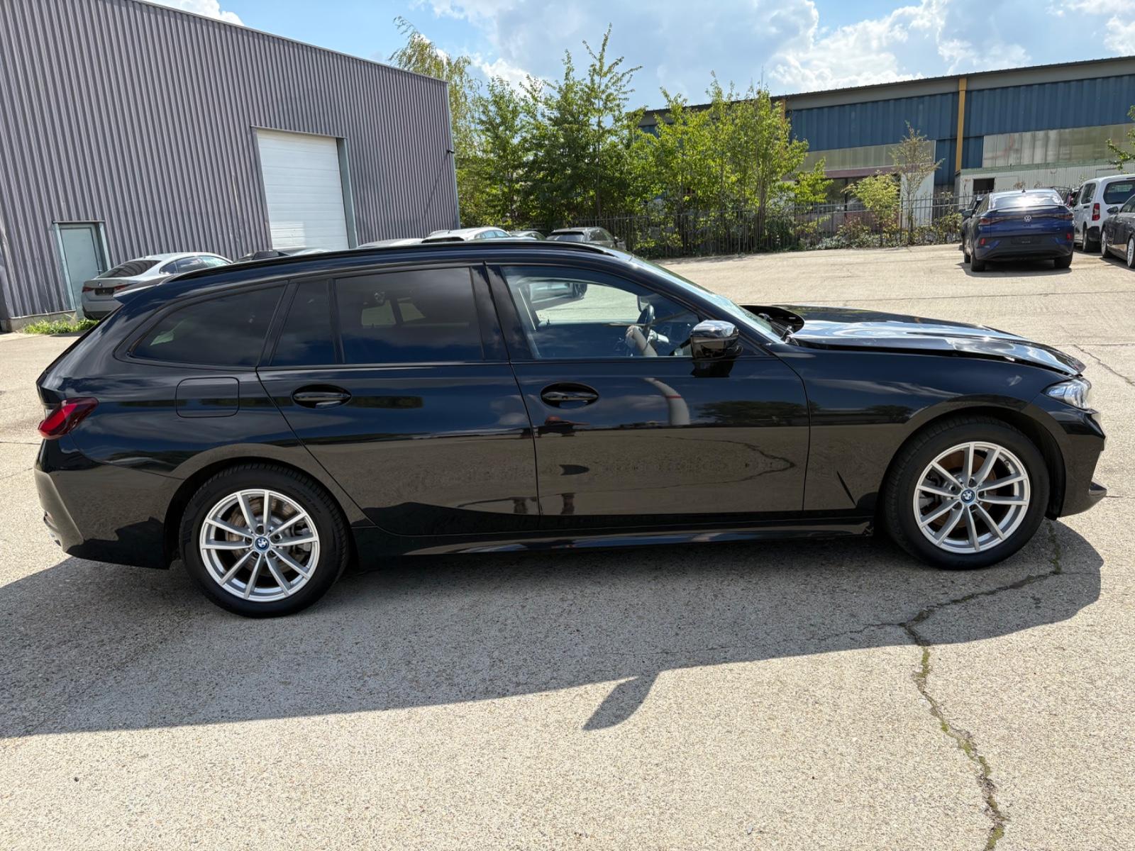 BMW 320e KOMBI FACELIFT 204 PS / PLUG-IN-HYBRID / 32