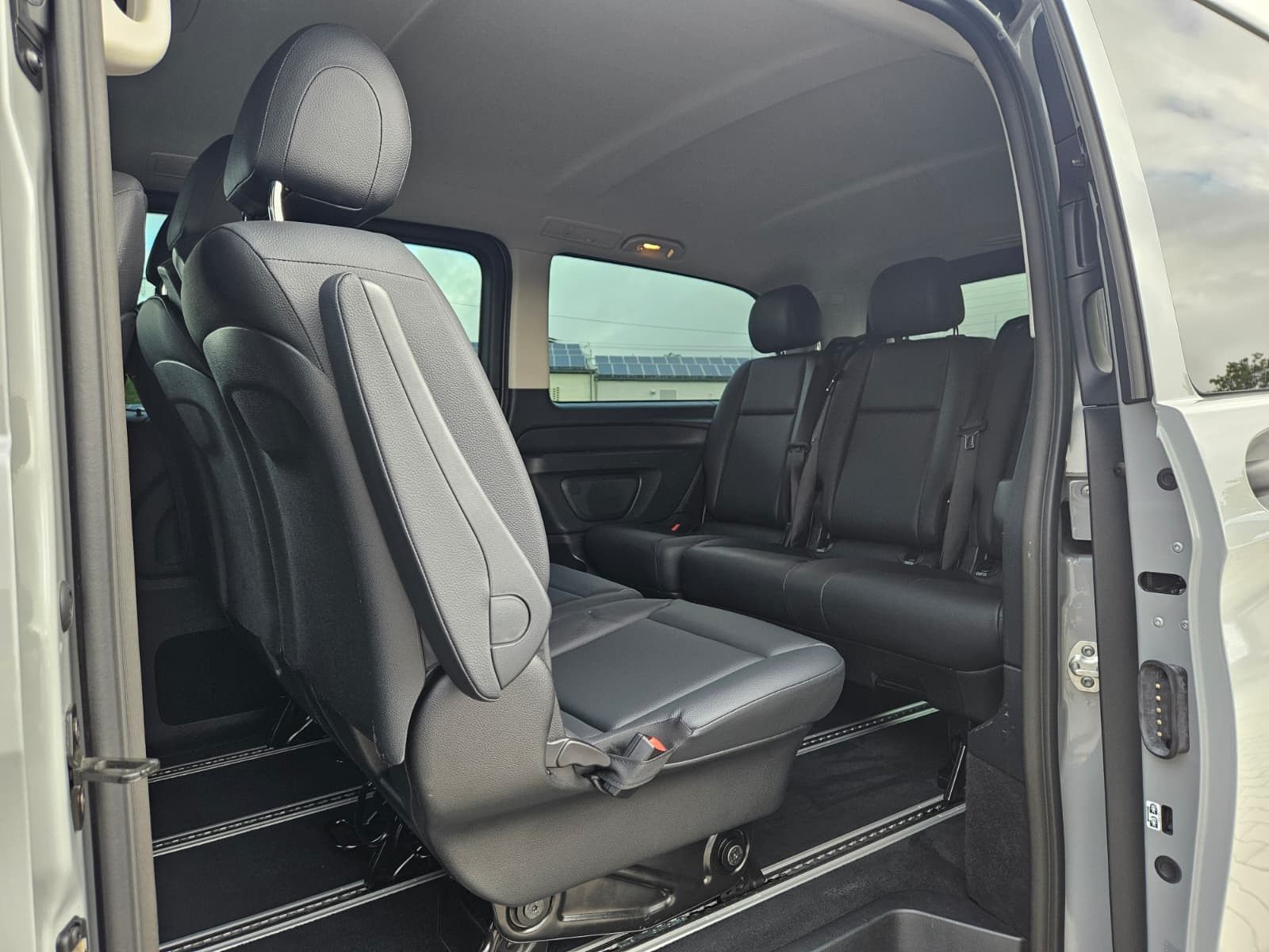 Fahrzeugabbildung Mercedes-Benz Vito 119 Tourer lang SELECT Sport LED*LEDER*AHK