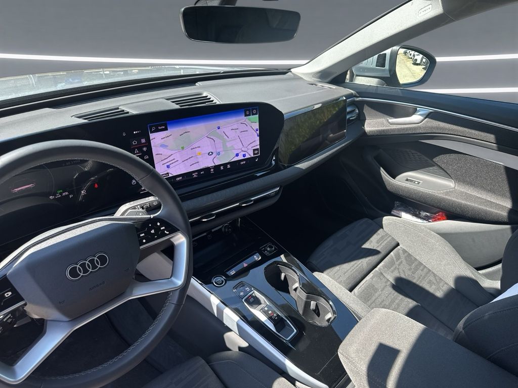 AUDI A6 2025