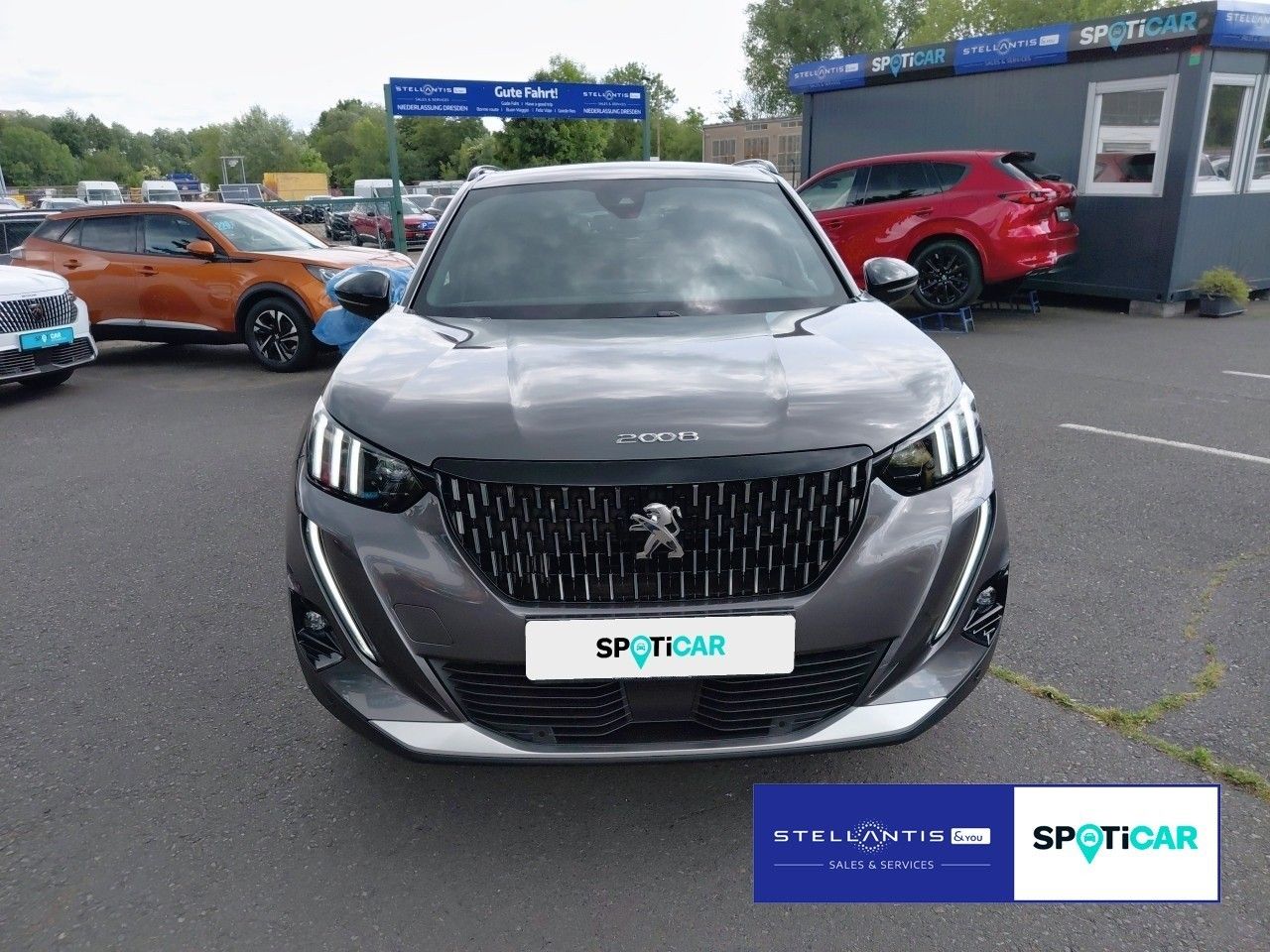 Peugeot 2008 GT Automatik 1.Hand*LED*Pano*Navi*Kamera*SH imagem 2