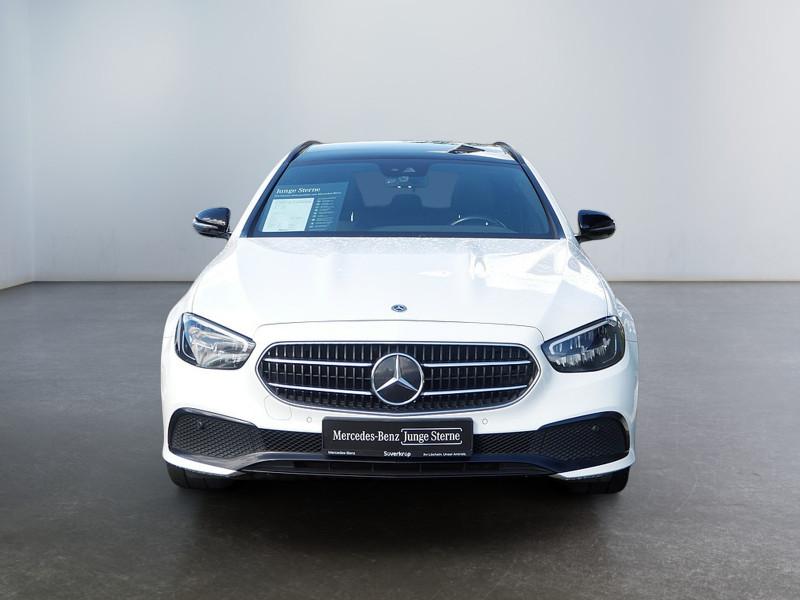 Mercedes-Benz E 300 T de AVANTGARDE NIGHT WIDE MEMO KAMERA PDC