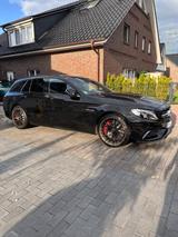 Mercedes-Benz C 63 AMG Mercedes-AMG C 63 T S Mercedes-AMG S - Mercedes-Benz C 63 AMG Gebrauchtwagen in Hamburg