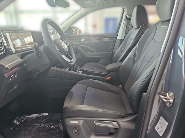 Fahrzeugabbildung Volkswagen Tiguan 2.0 TDI DSG Elegance STDHZ NAVI AHK KESSY