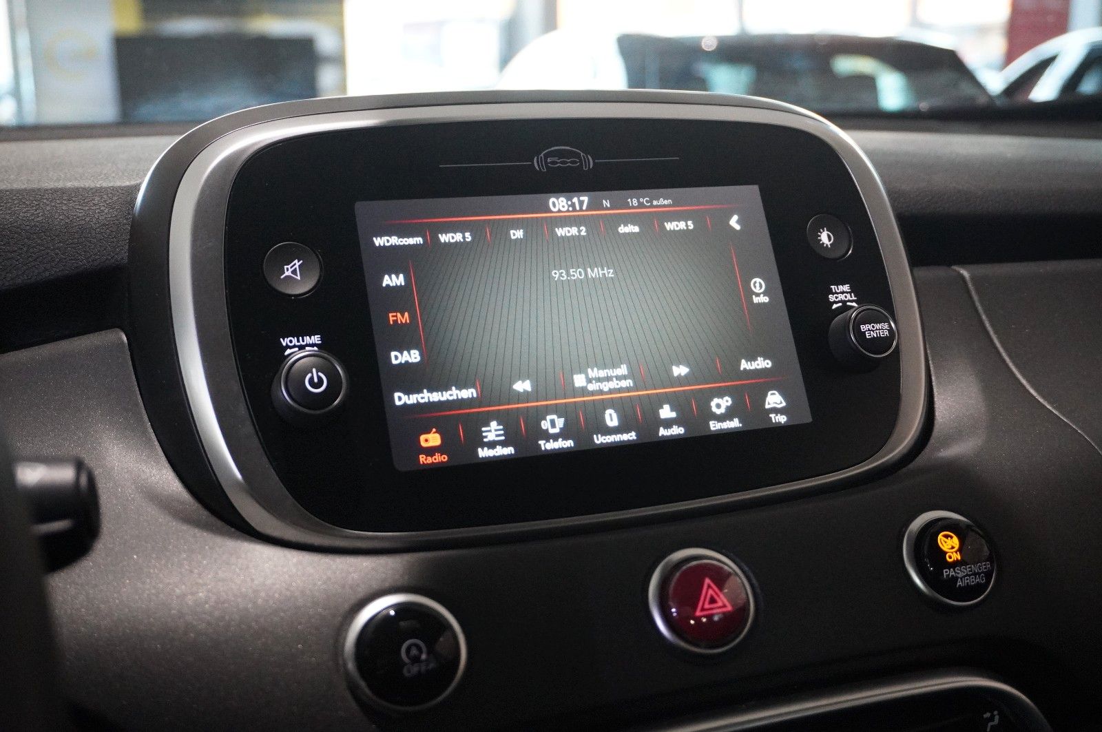 Fahrzeugabbildung Fiat 500X 1.3T CROSS DCT NAVI/LED/PDC/SPORT/TEMP/DAB+