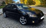 Volkswagen Vw Jetta 1.6 TDI 105PS Highline Modell 2013 - Volkswagen Jetta aus 2012 mit Diesel-Antrieb