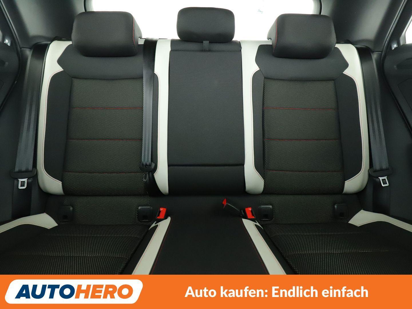 Volkswagen T-Roc 1.5 TSI ACT Sport Aut.*LED*ACC*CAM*PDC*