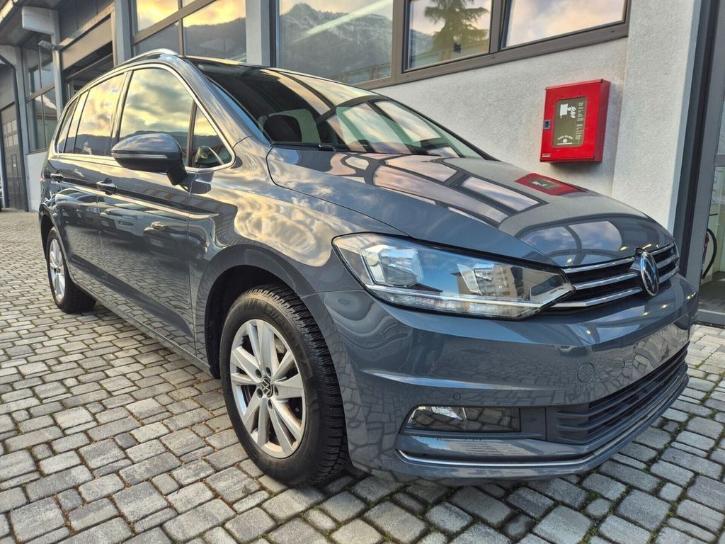 Image of Volkswagen Touran