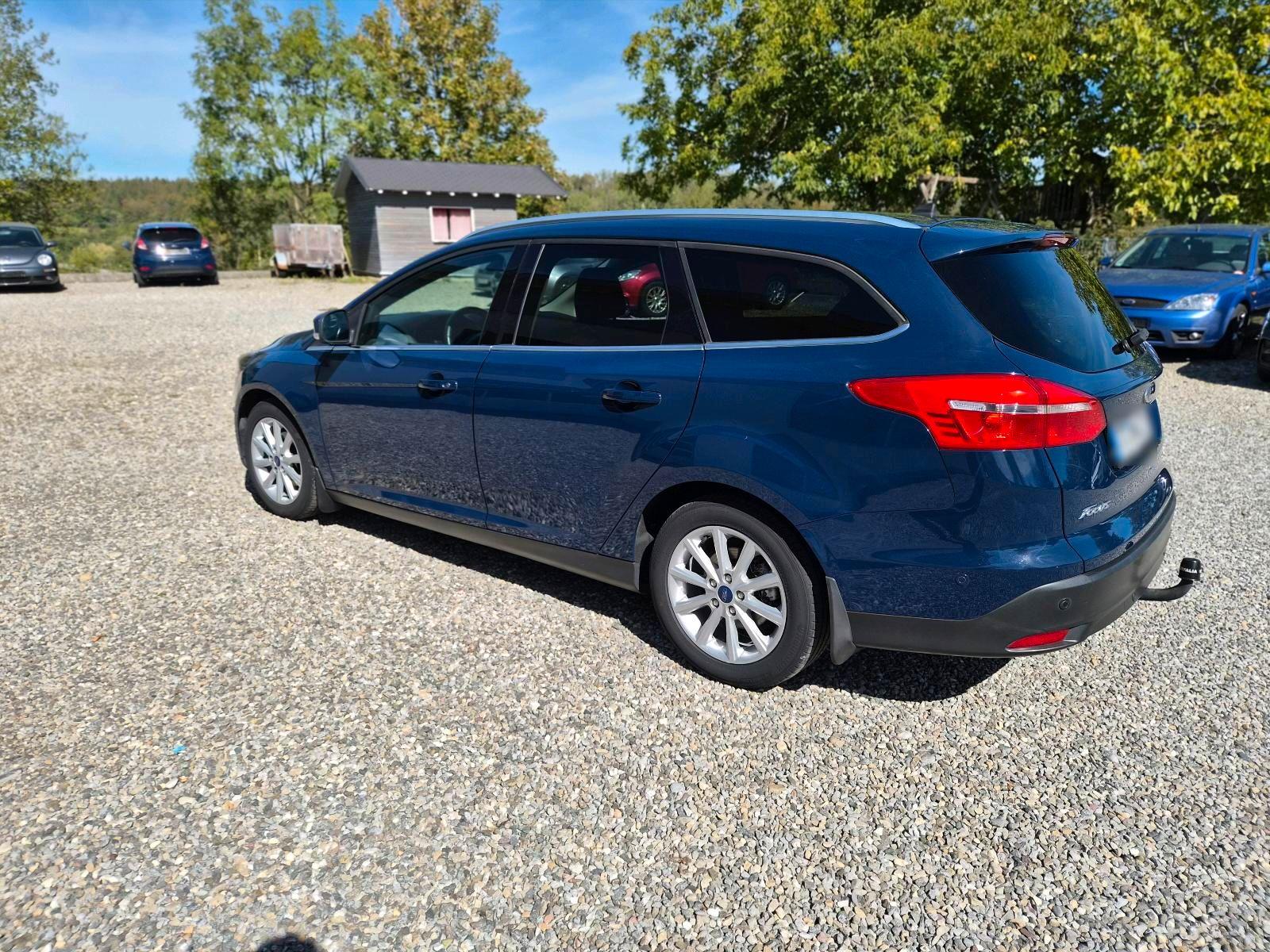 Ford  2015 — photo 7