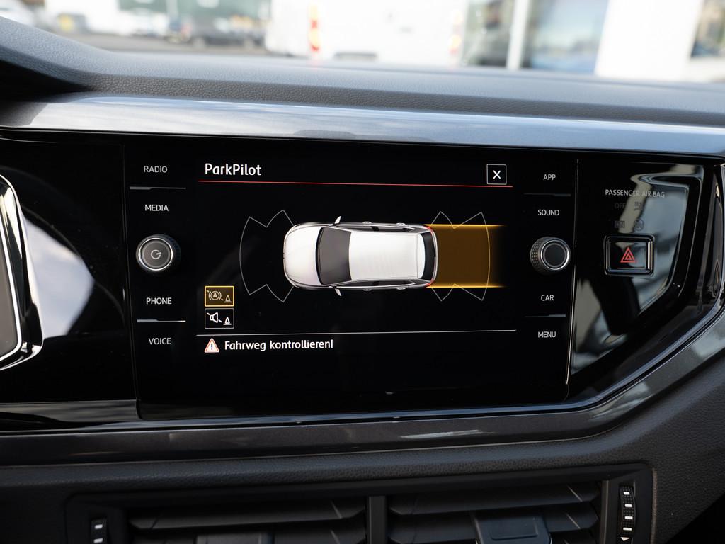 Volkswagen Polo 2.0 TSI GTI LED ACC SITZHEIZUNG PDC KLIMA, миниатюра 15