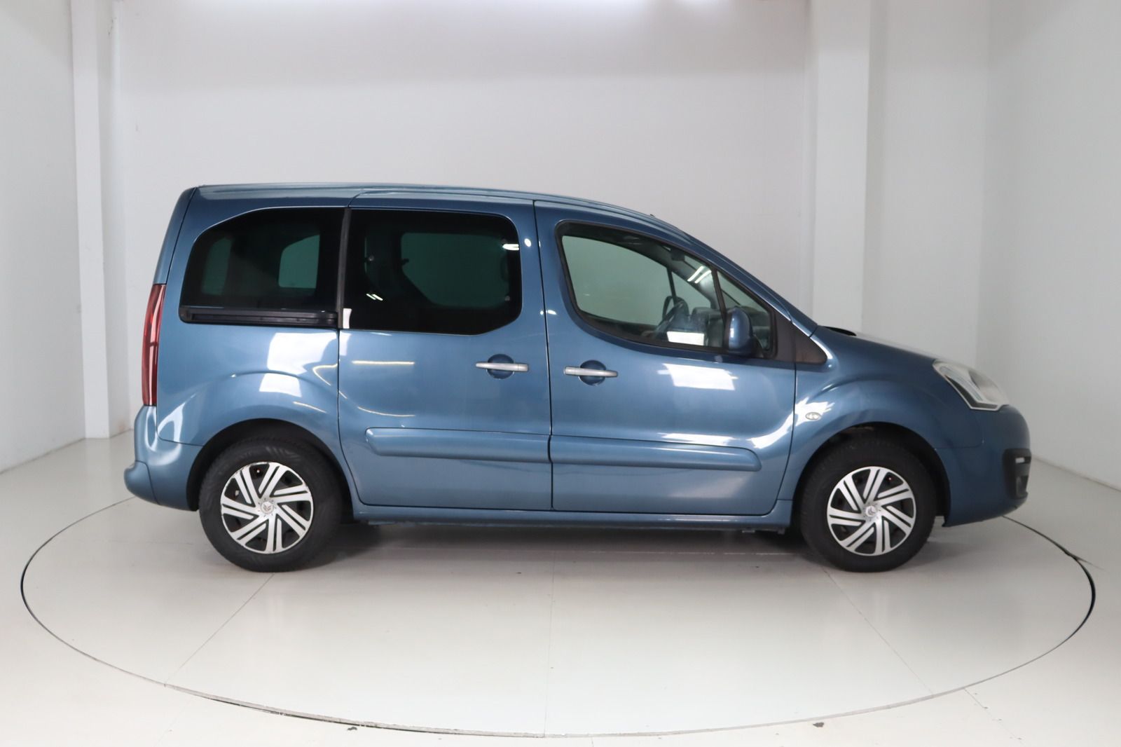 Fahrzeugabbildung Citroën Berlingo Kombi 1.5 d Multispace * Service neu *