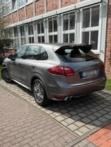 Porsche Turbo - Porsche Cayenne aus 2012: Turbo