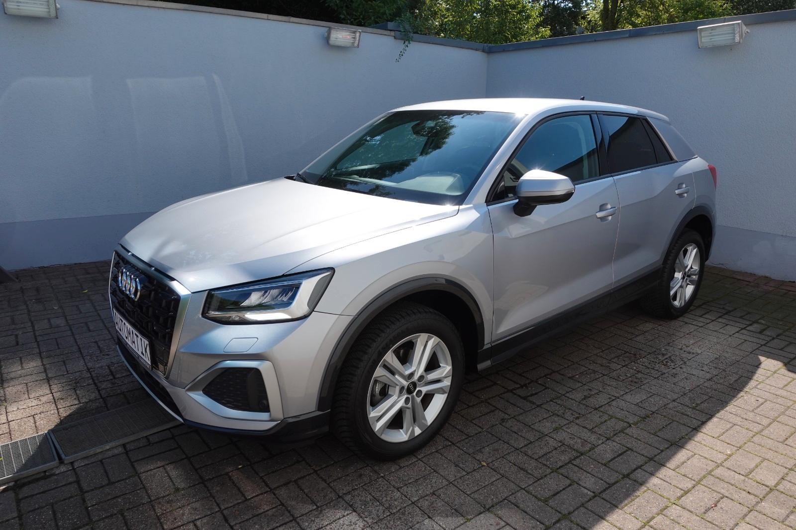 Audi Q2 35 TFSI advanced eHK NAV LED RFK