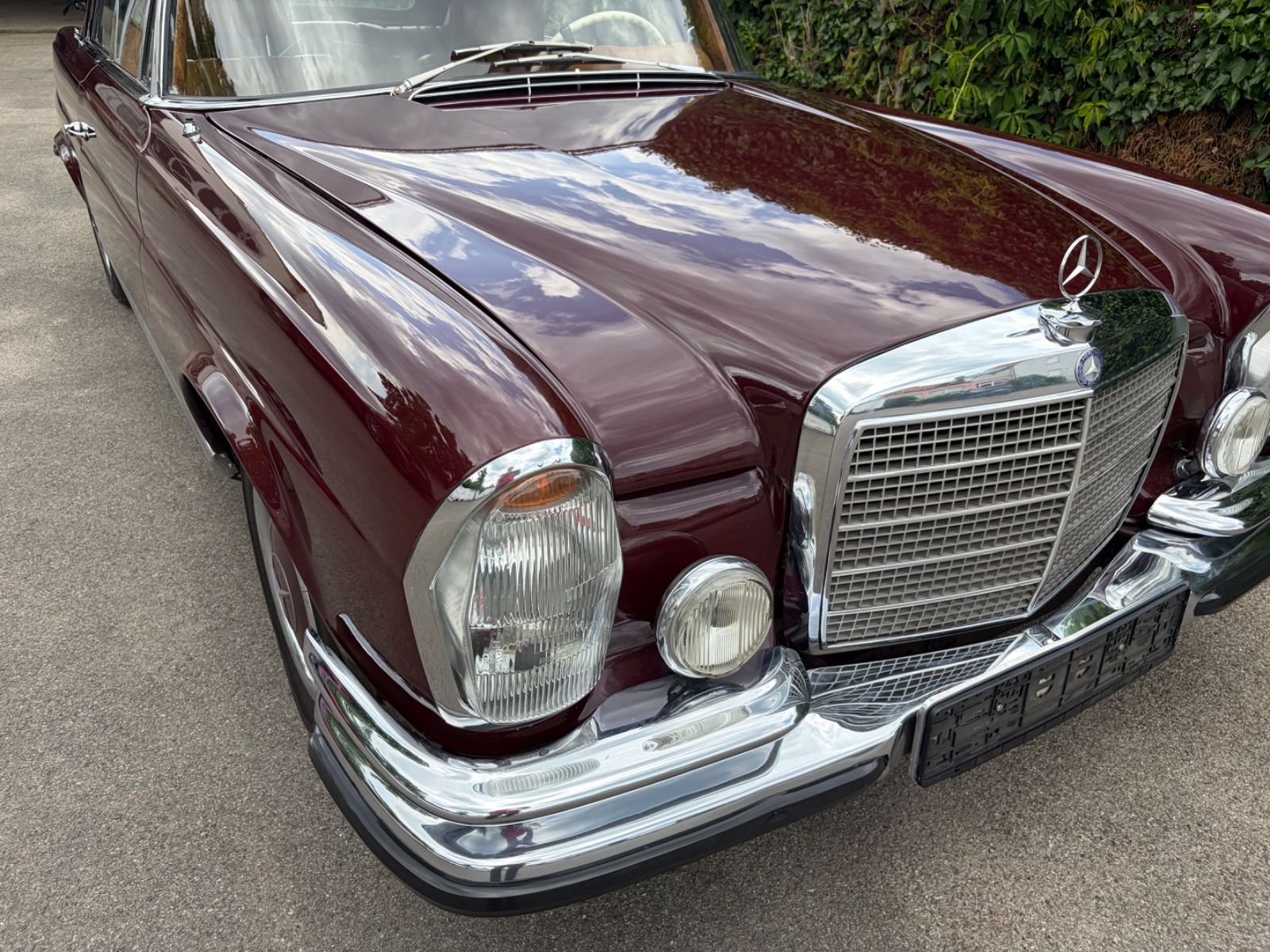 MERCEDES-BENZ 280 6