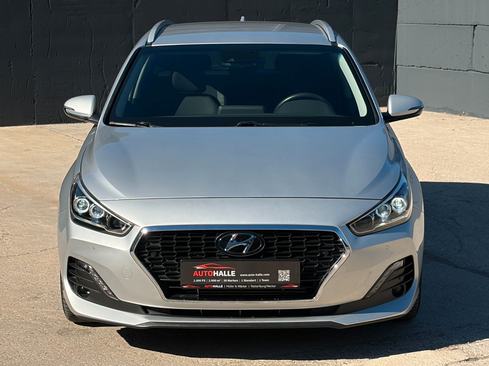 Fahrzeugabbildung Hyundai i30 1.4 T-GDI All Inclusive ACC CAM CarPlay