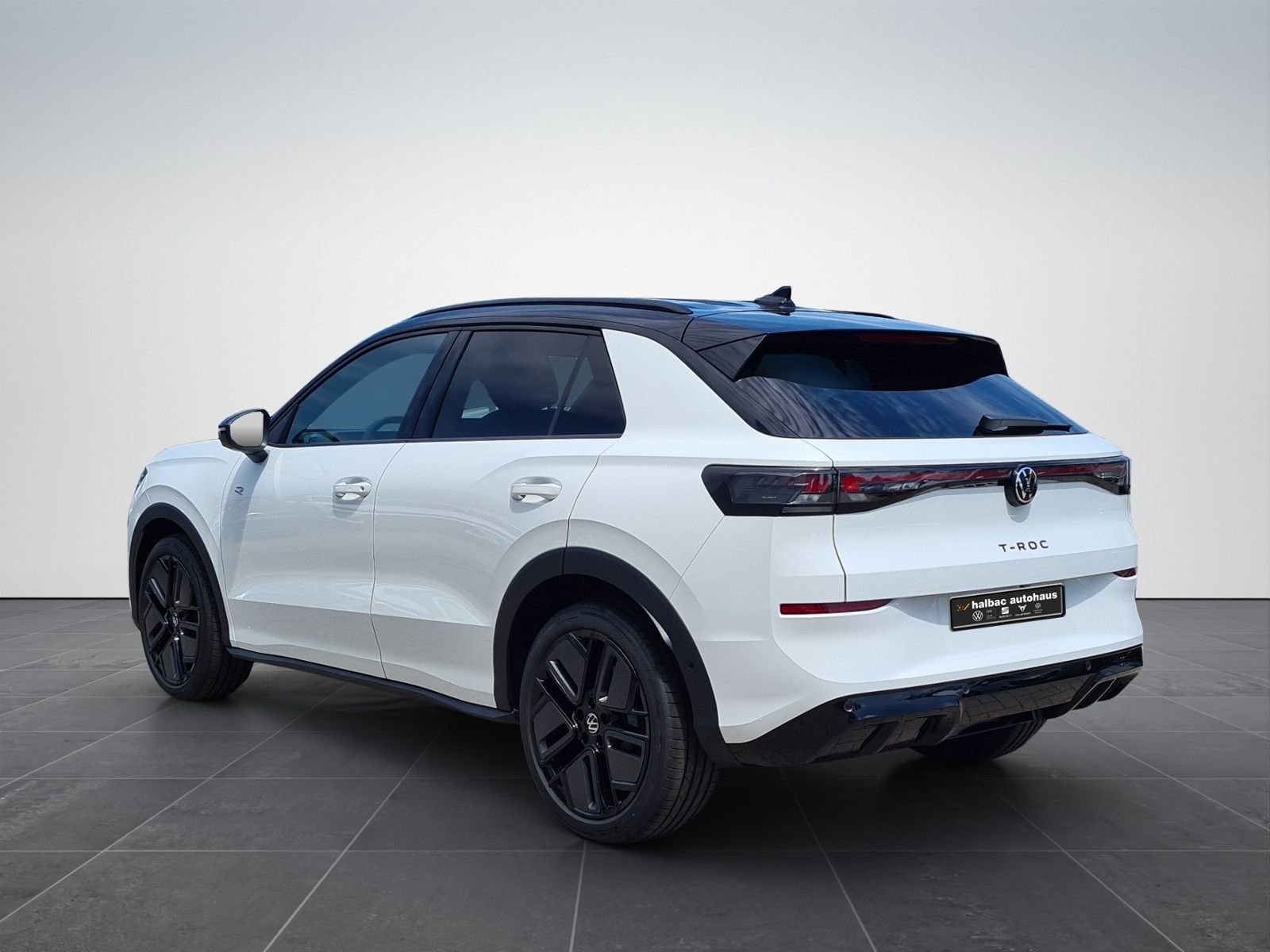 Volkswagen T-Roc 1.5 TSI DSG R-Line WR NAVI 5JahreGar IQLIG foto 5
