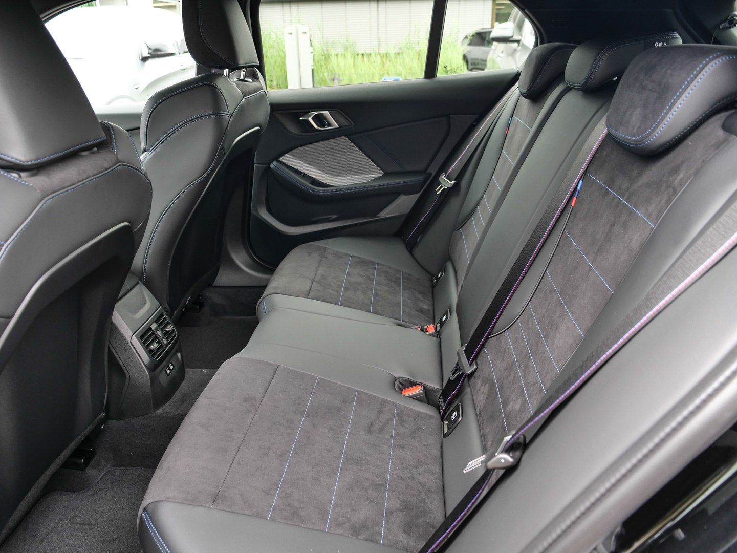 BMW 120 - Bild 11