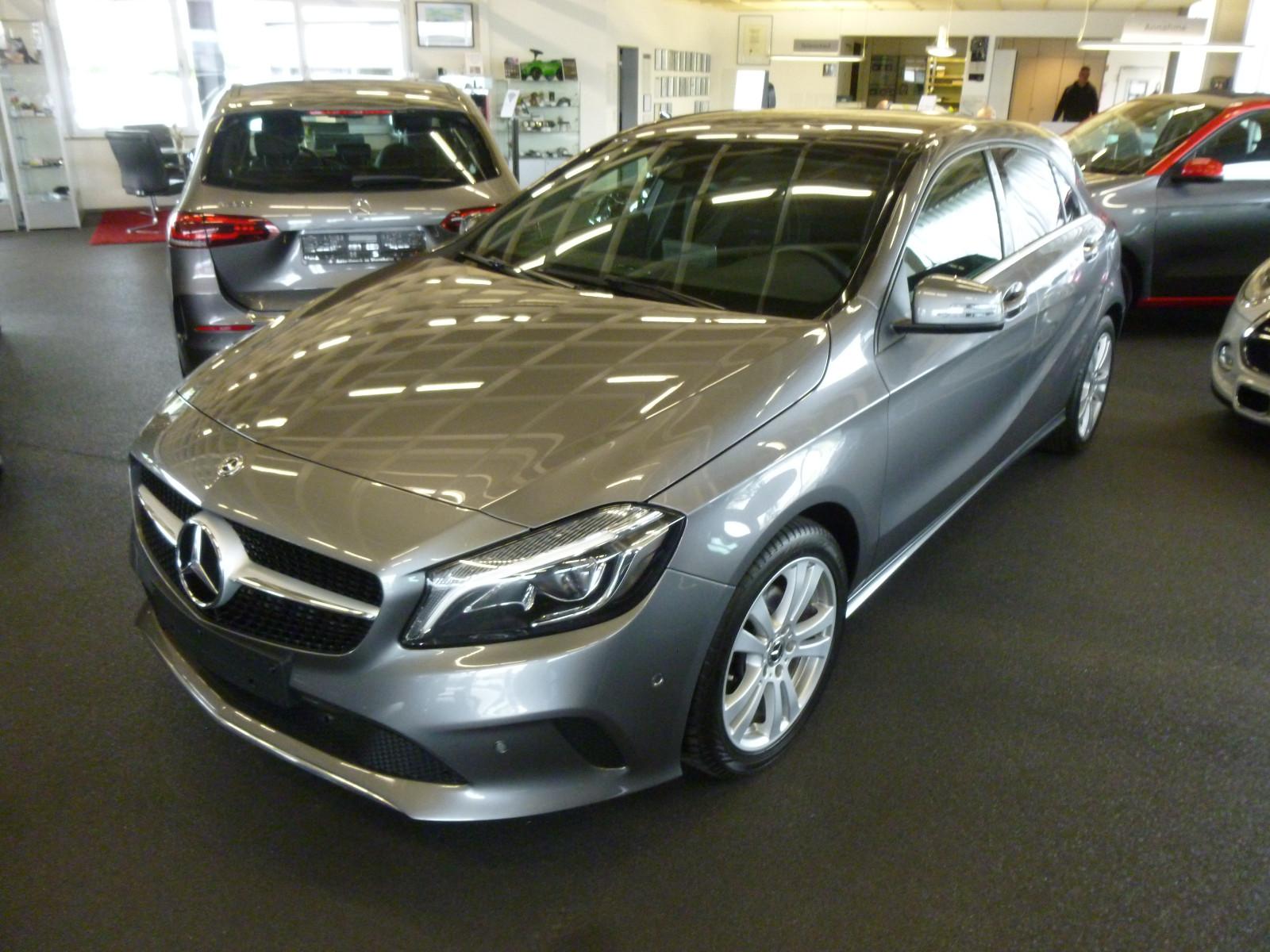 Mercedes-Benz A 220CDI,Kamera,Panodach,Totw.LED,Navigation