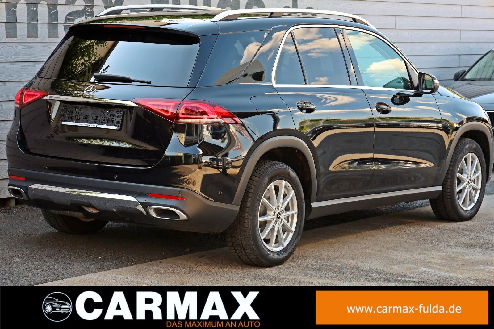 Fahrzeugabbildung Mercedes-Benz GLE 300 d 4Matic,Leder,Navi,LED,Kamera,Pano,AHK