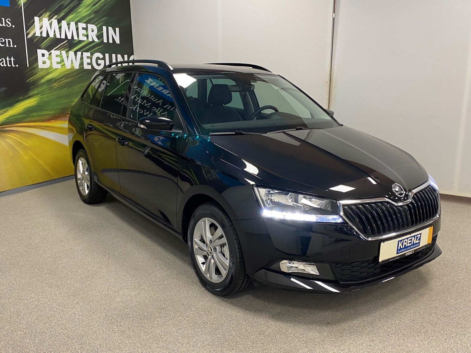 Fahrzeugabbildung SKODA Fabia 1.0l TSI DSG AMBITION COMBI++NAVI+PDC+ALU+