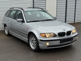 BMW E46 320i Kombi Automatik-Sitzheiz-Scheckheft-PDC - BMW 320 aus 2003: Kombi