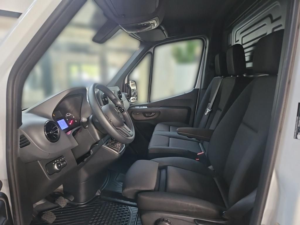 Fahrzeugabbildung Mercedes-Benz Sprinter 317 Kasten L2H2 360°Schwingsitz SHZ EDW