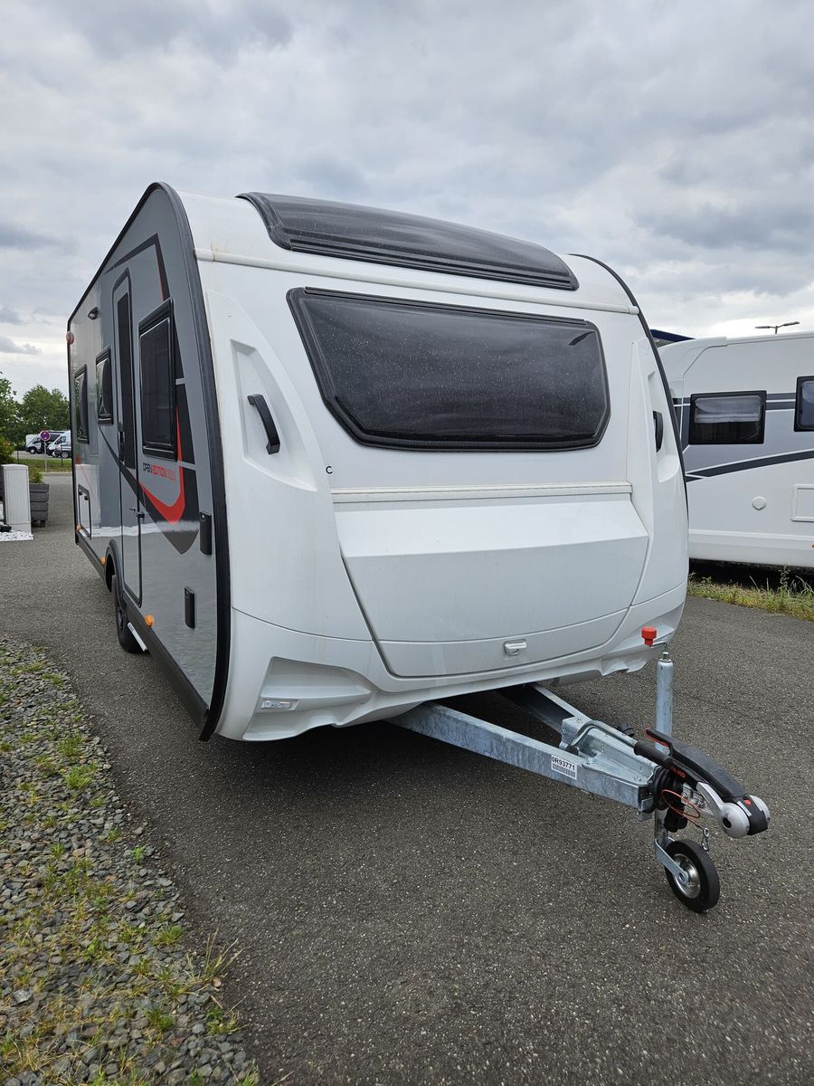 Fahrzeugabbildung Sterckeman Open Edition 522LJ 1800 kg; Truma C4, Trittstufe