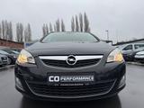 Opel Astra J Sports  Selection*TÜVNEU*SERVICE NEU* - Opel Astra: Selection