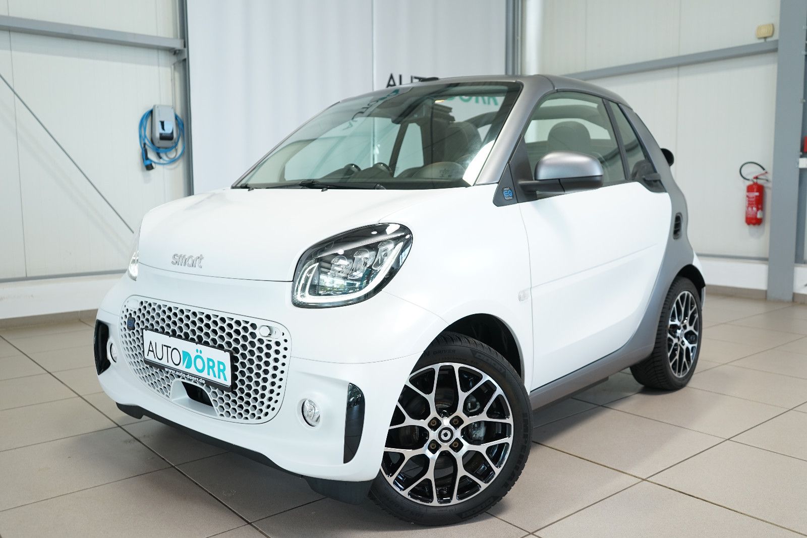 Smart ForTwo Cabrio EQ Prime JBL+Kamera+SHZ+Lenkradhz.