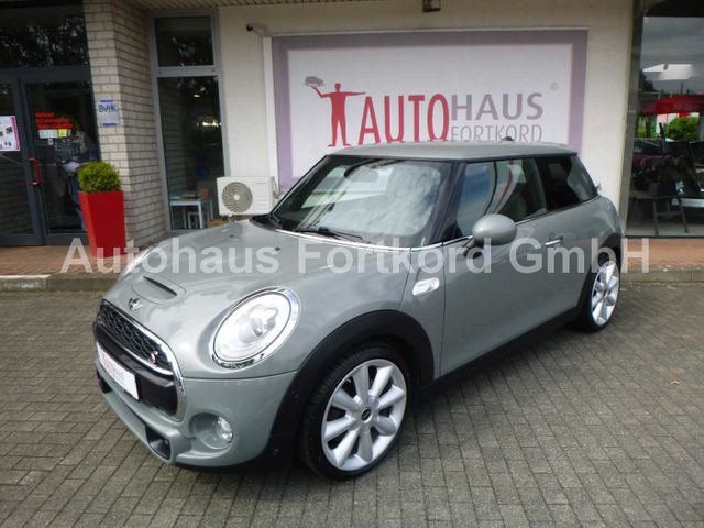 MINI Cooper S - Automatik - Navi, TL, LED, HU, PDC