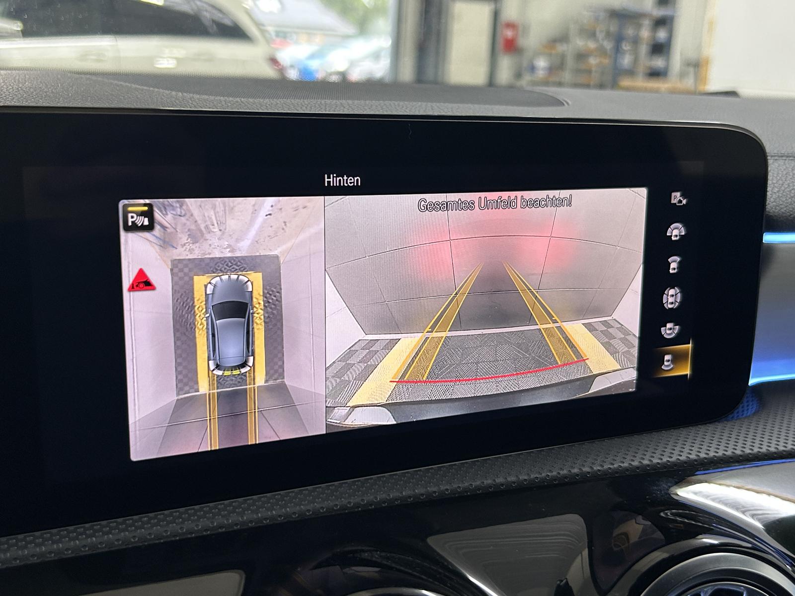 Mercedes-Benz A 250 e Progressive+360°+HUD+Burmester Surround