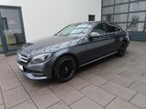 Mercedes-Benz C 180 Av. LED/AHK/7G-Tronic/Leder/Navi/Temp./E6 - Mercedes-Benz C 180 aus 2014 mit Benzin-Antrieb: Limousine