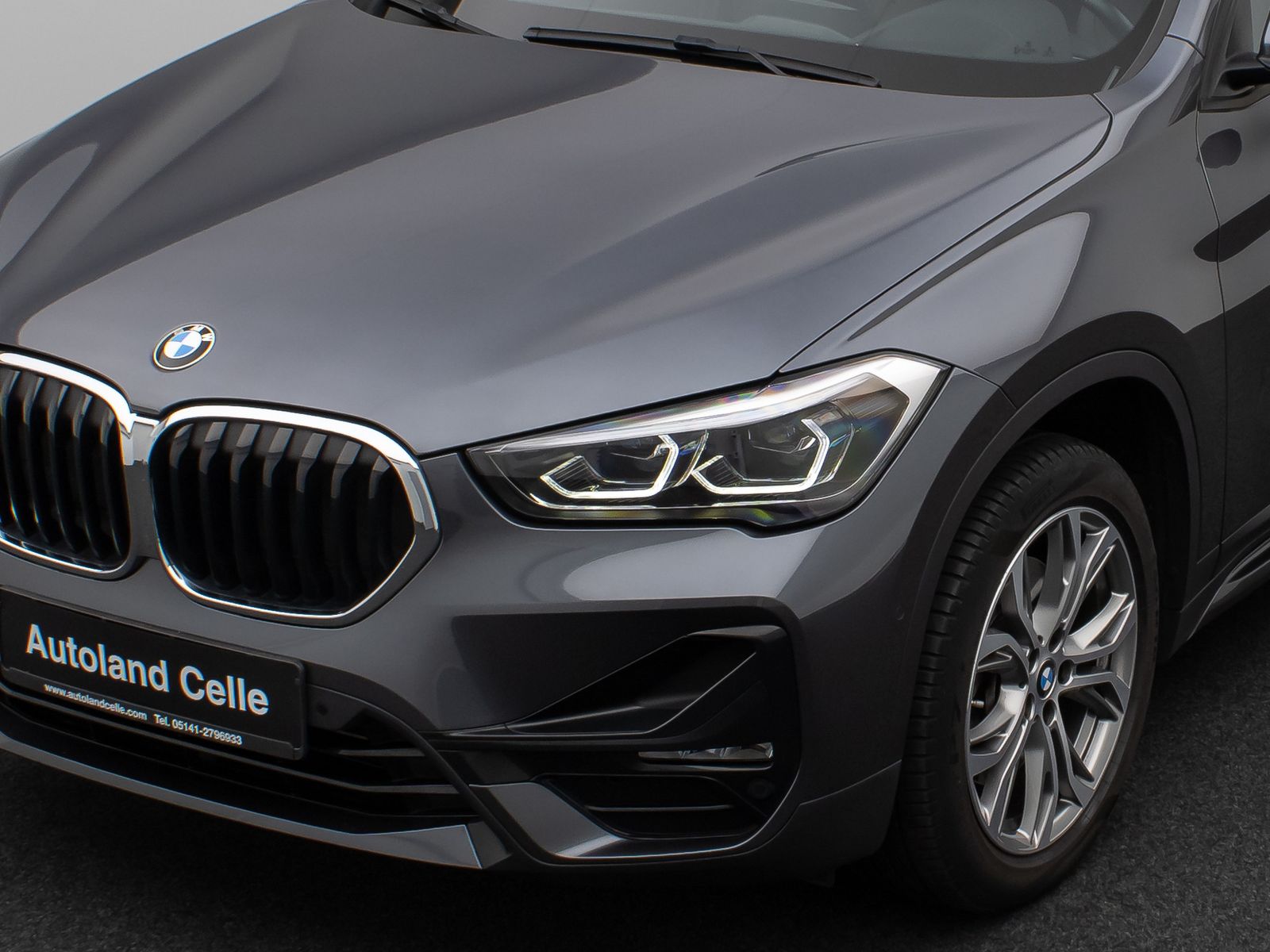 Fahrzeugabbildung BMW X1 xD20d Sport Line Kamera Panorama HUD DAB AHK